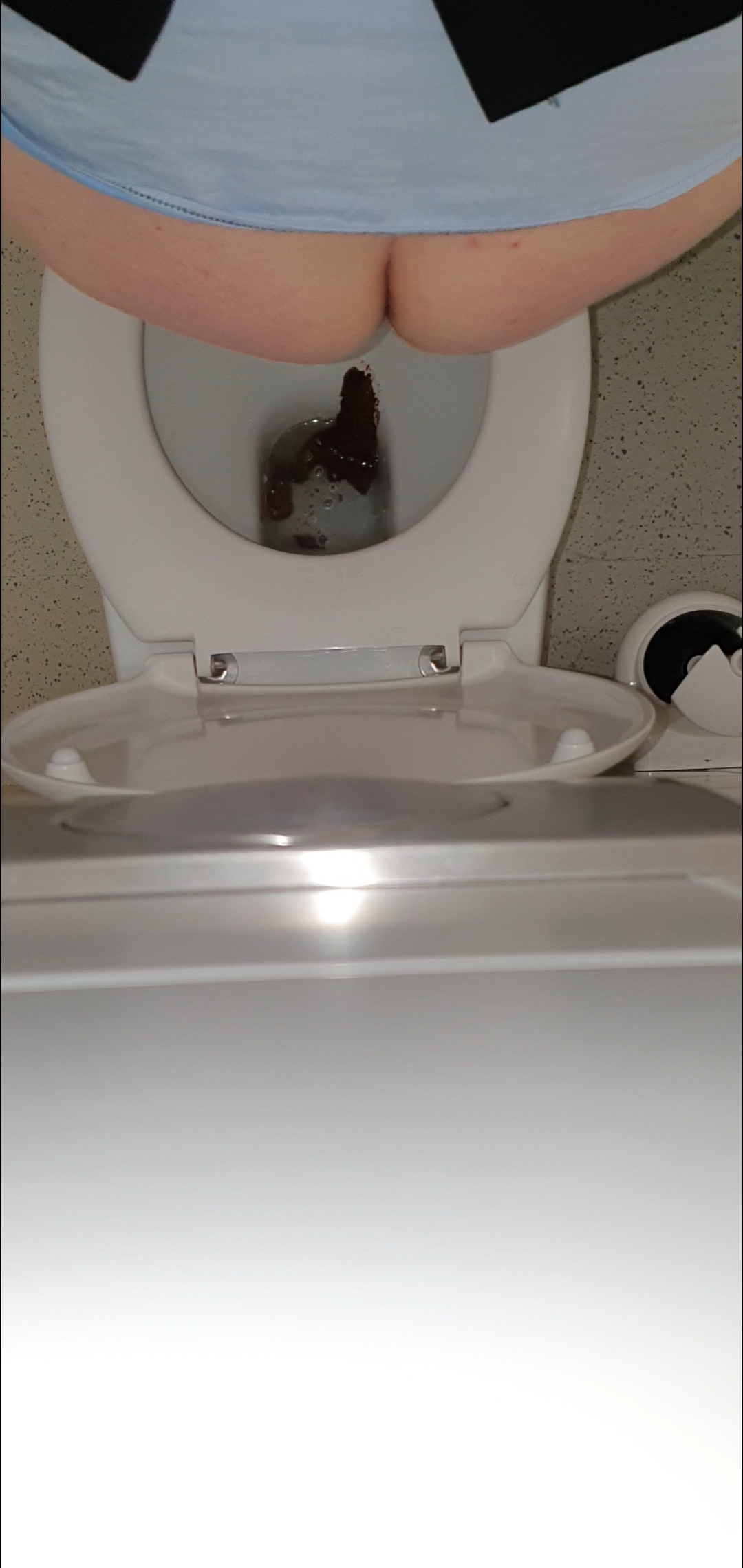 toilet shit voyeur avn pictures