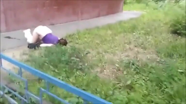 Passed out Shitter! - ThisVid.com