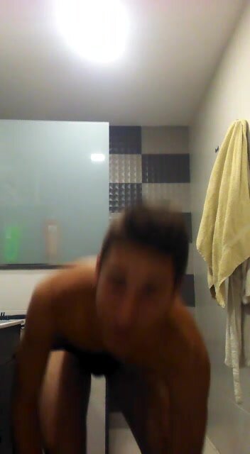 Spanish boys: 19 HANDSOME MUSCULAR TWINK… ThisVid.com