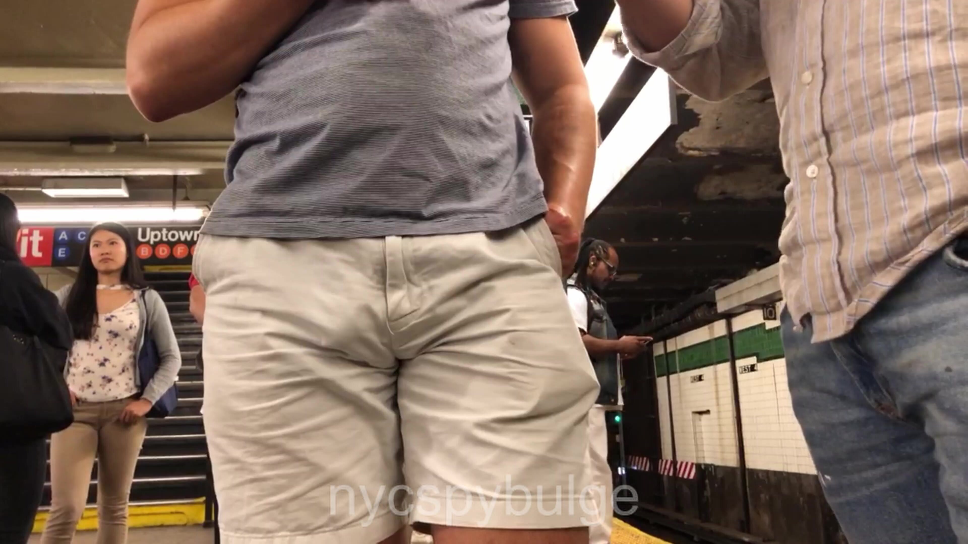 NYC spy assortment of bulges - 3 - ThisVid.com 中文