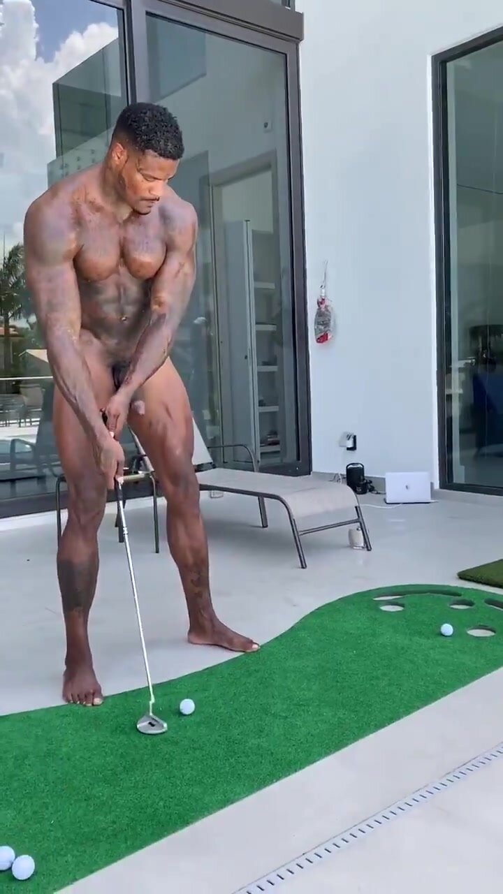 Playing golf - ThisVid.com