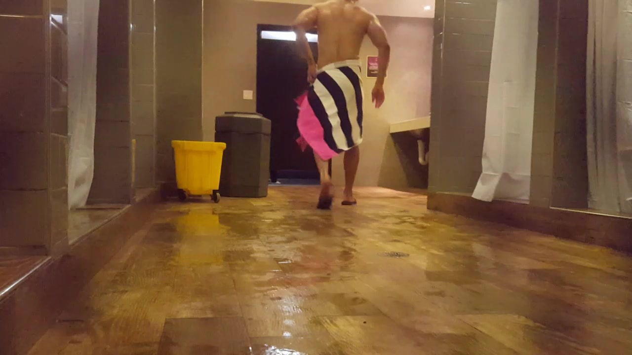 Puerto Rican dude getting out of PF shower.