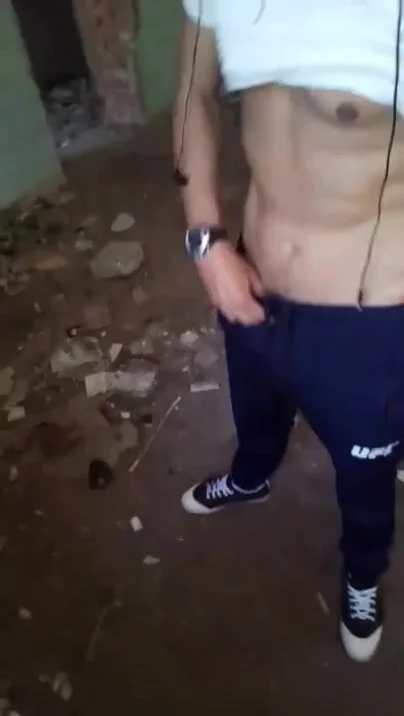 Guy Pissing Video