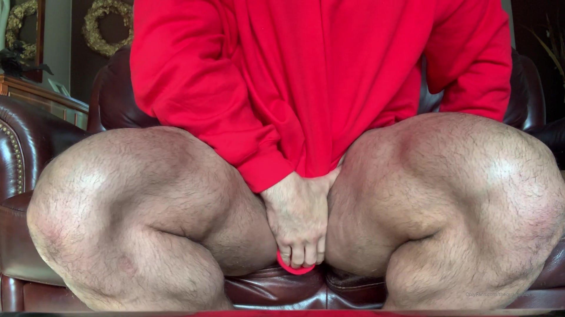 Thick Hairy Thighs - ThisVid.com