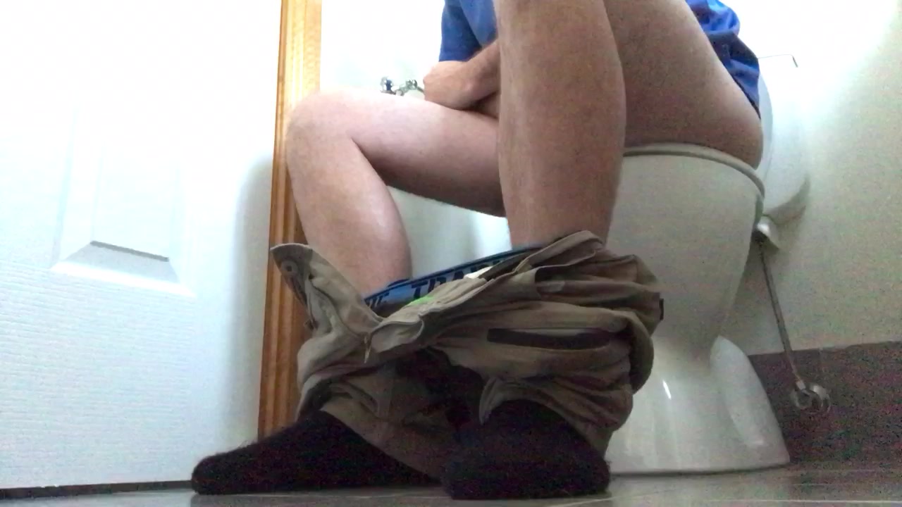 Friday morning on the toilet