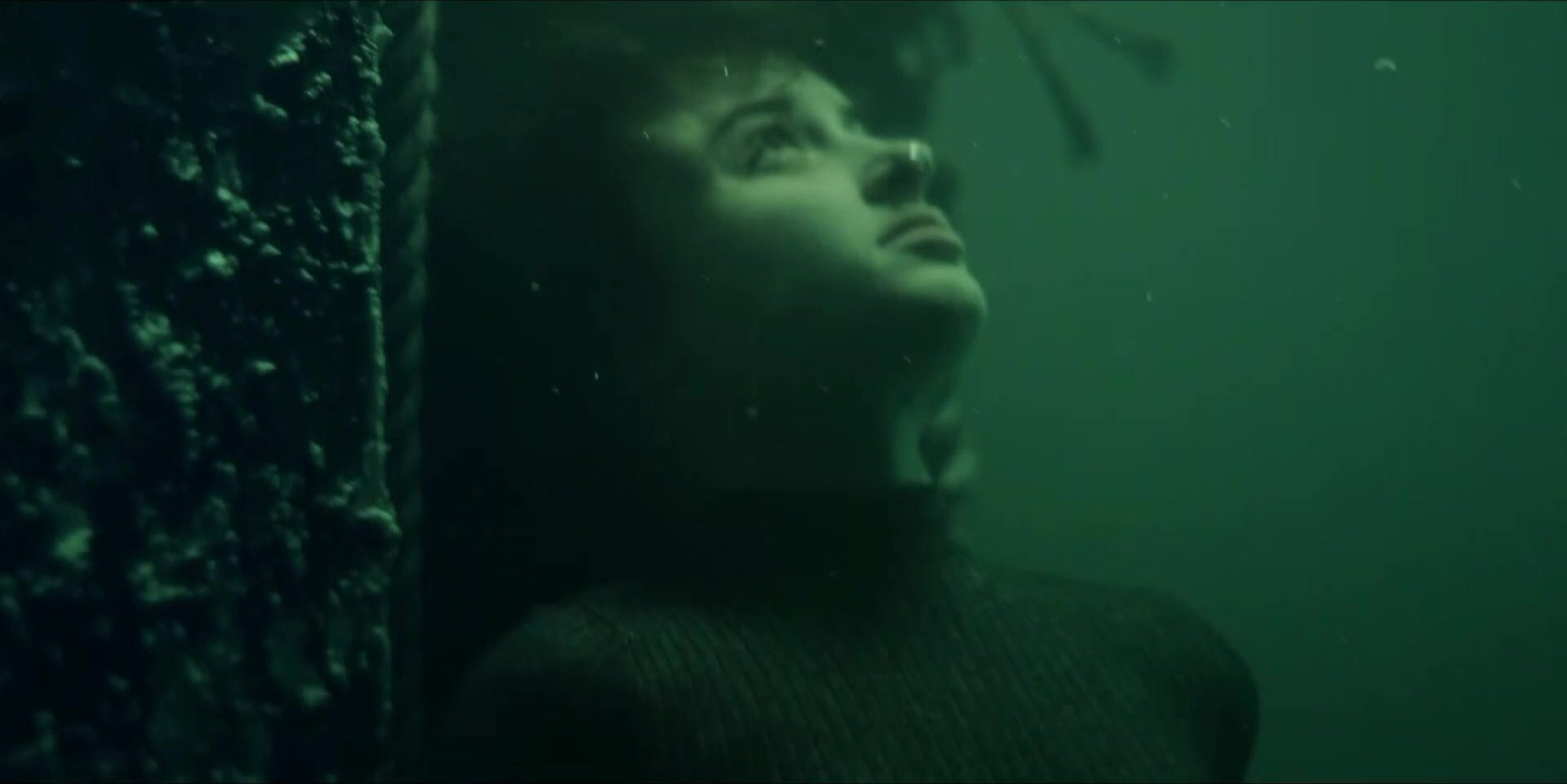 Underwater Alien Porn - Pier Drowning - ThisVid.com