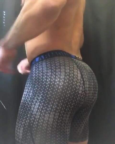480px x 600px - Big bubble muscle ass in lycra - ThisVid.com