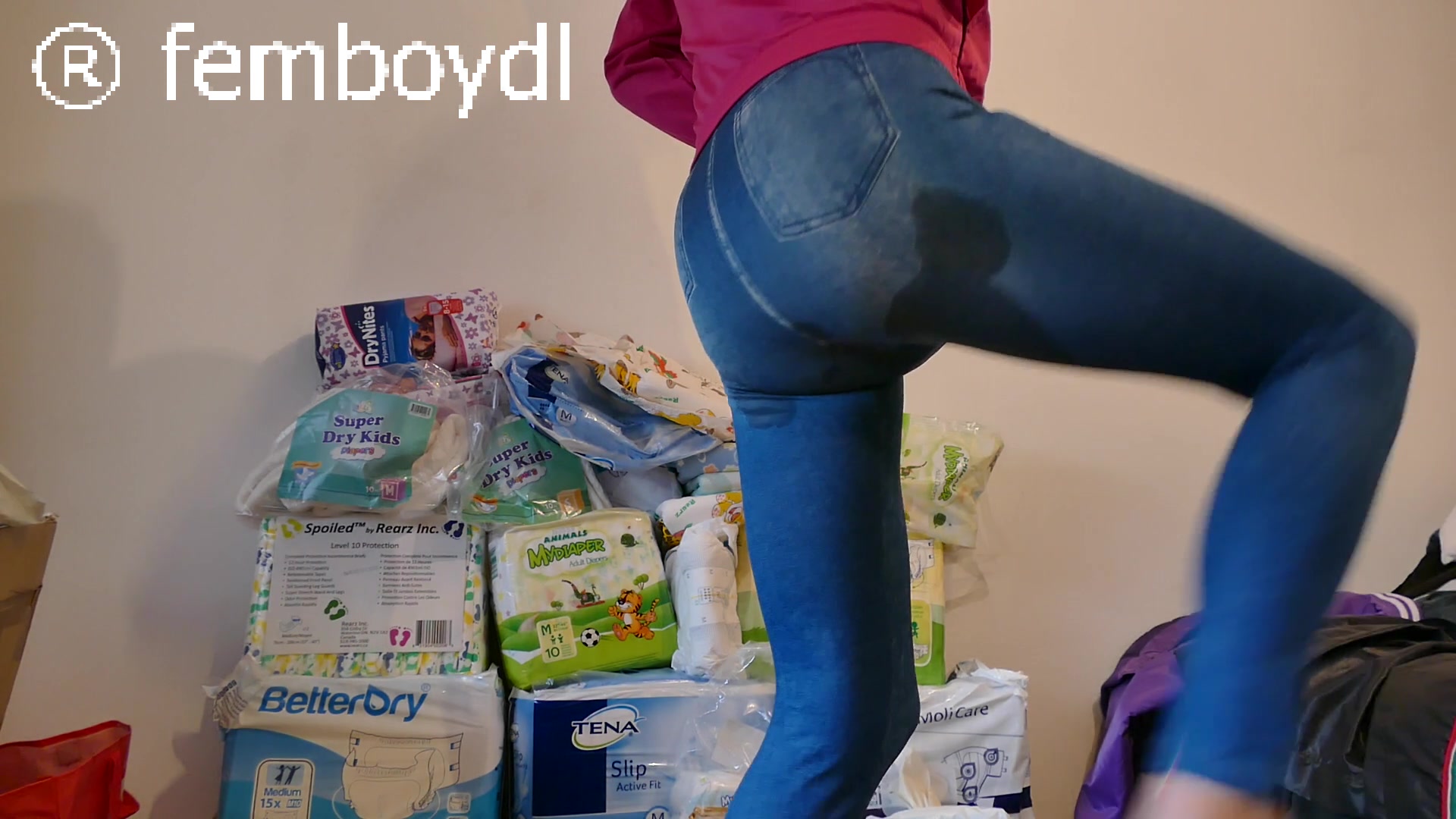 wetting diaper - wearing sexy spandex jeans jeggings