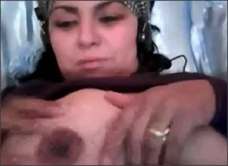 Arab Milf Showing Tits On Webcam Thisvid Com