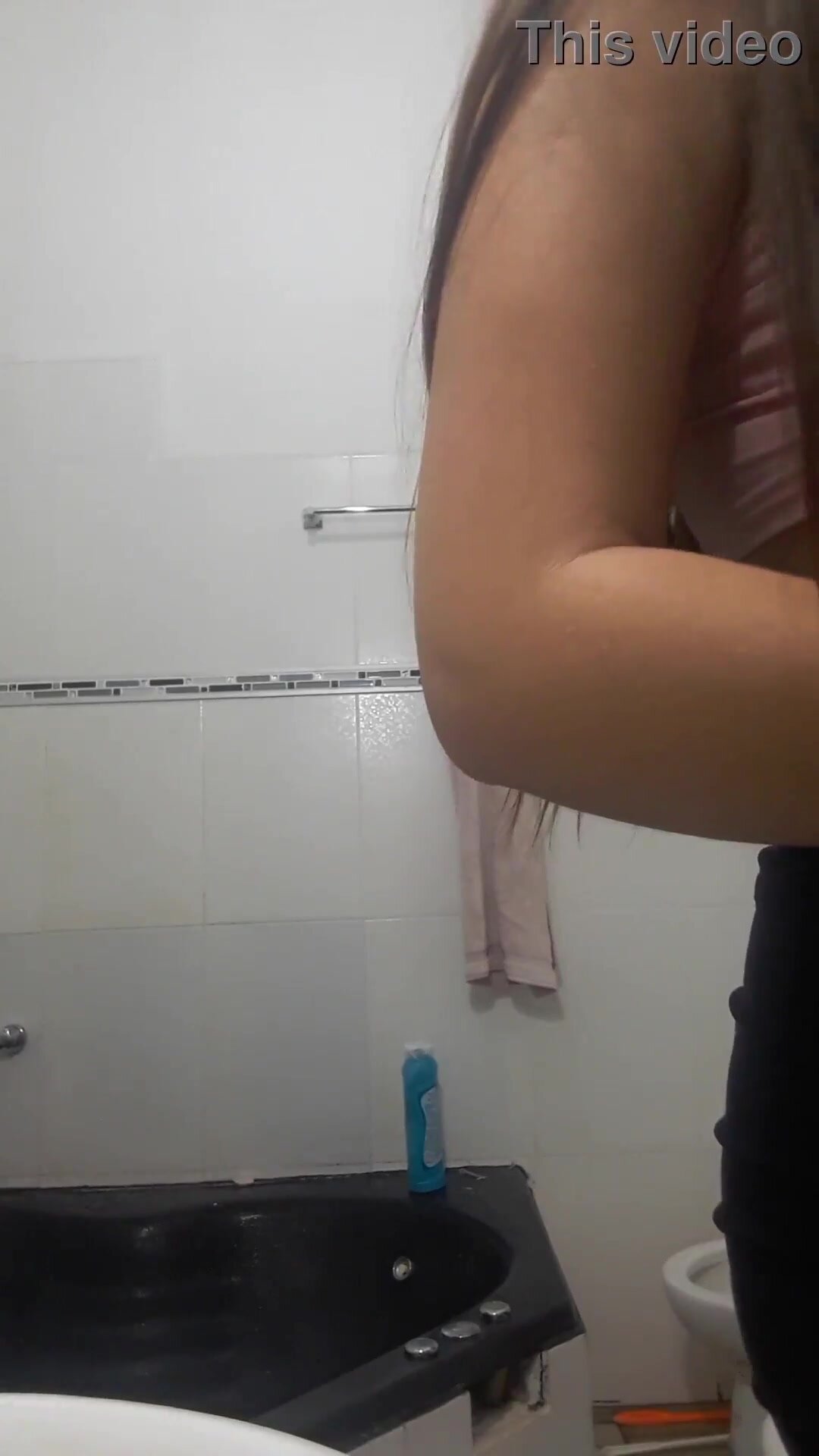 cousin sister toilet pee voyeur hidden Porn Pics Hd