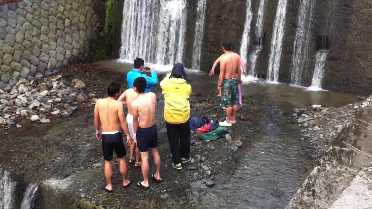 Japanese naked waterfall - ThisVid.com