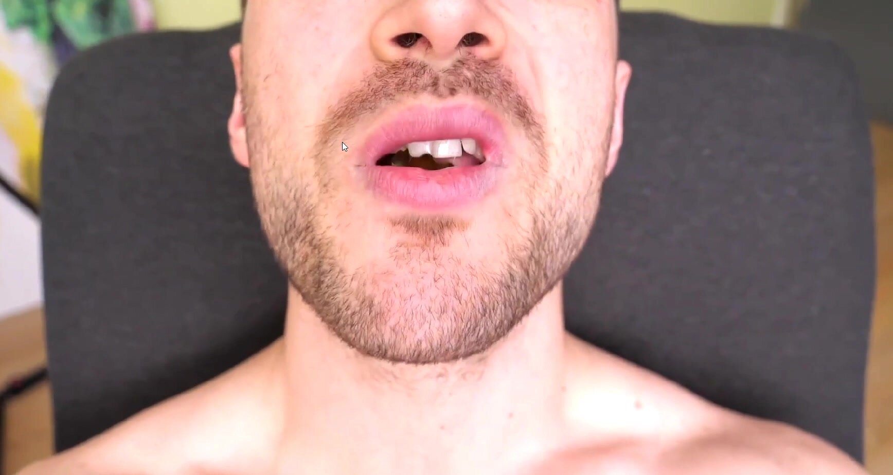 Giant shows mouth, tongue and uvula - ThisVid.com