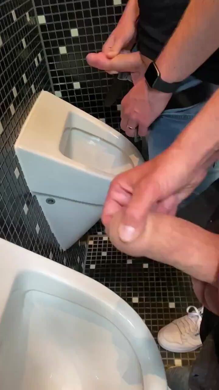 Jerking off at urinal