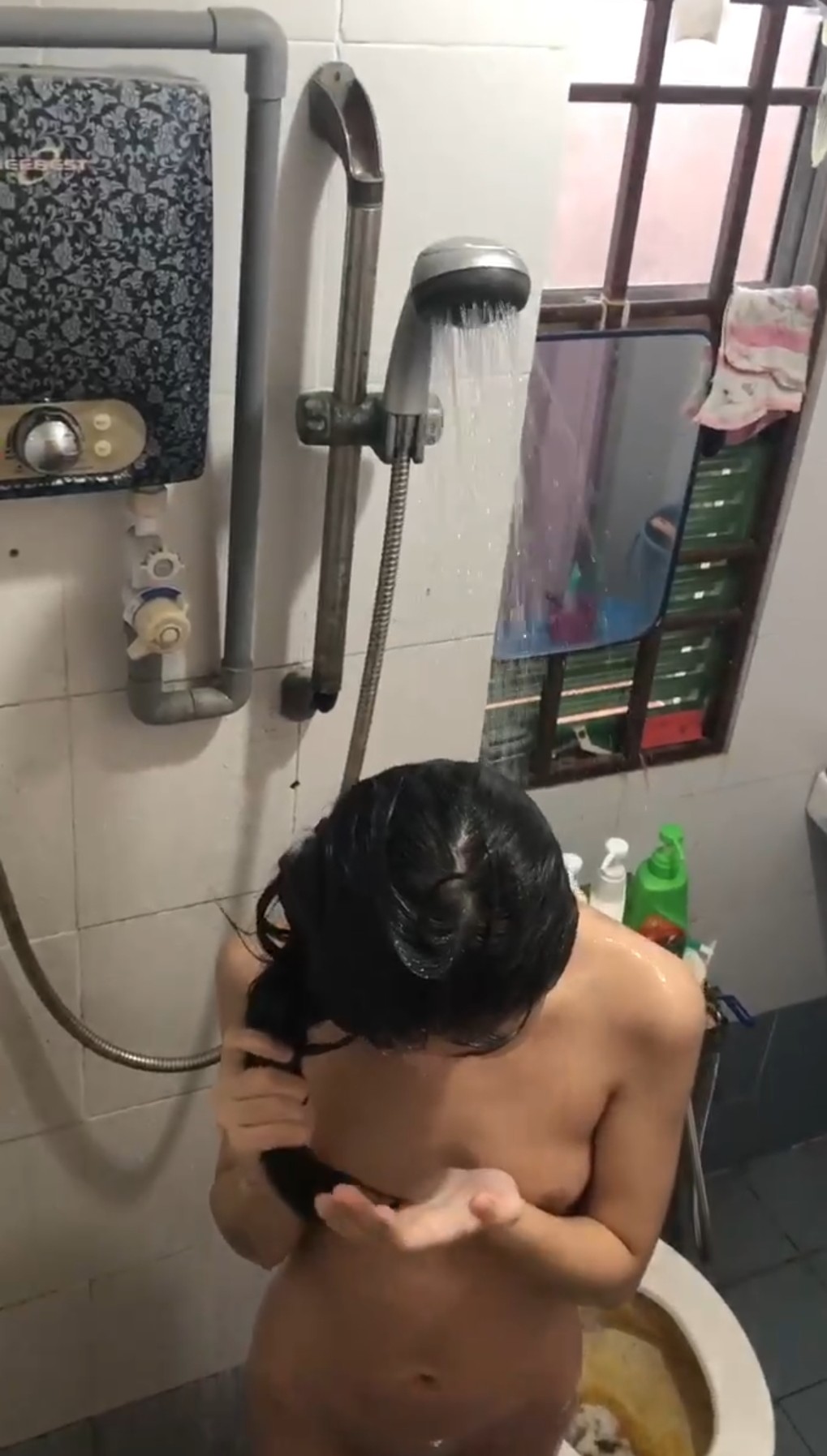 voyeurism girl shower asian