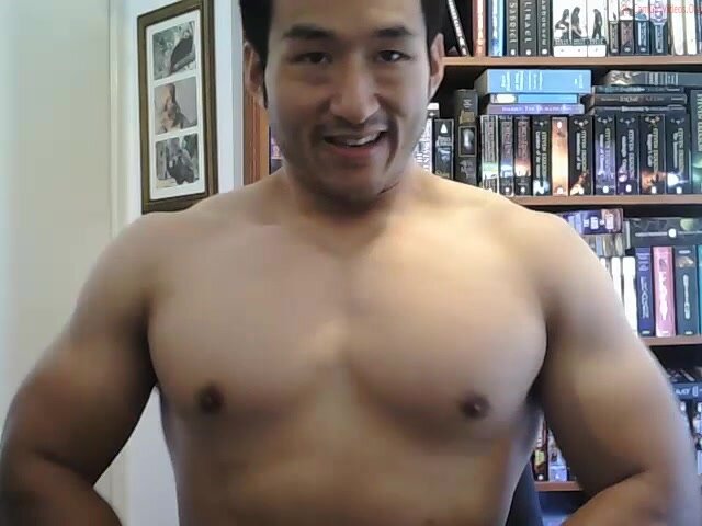 Asian Nipple Play - Muscle Aussie Asian nipple play and cum - part 1 - ThisVid.com