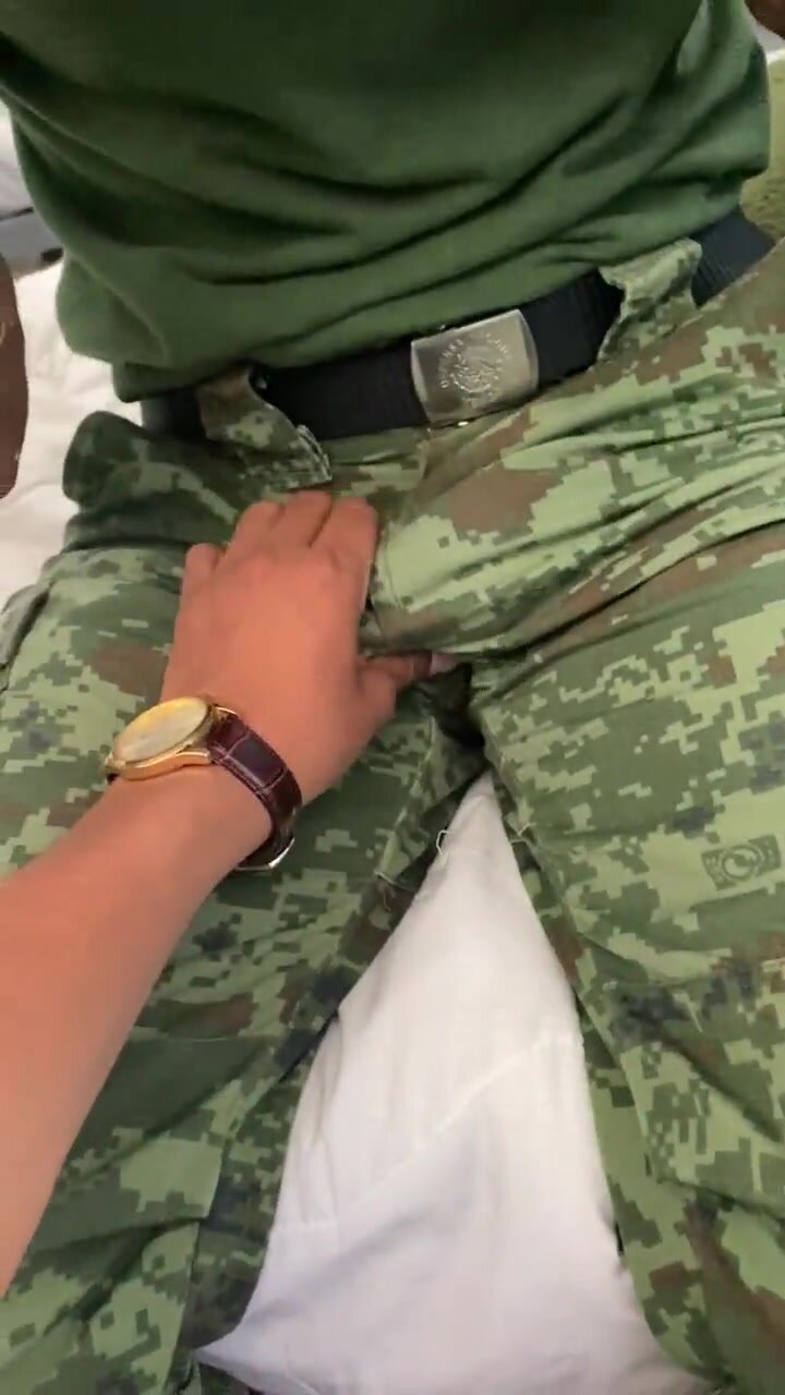 720px x 1280px - Mexican Military Bulge - ThisVid.com