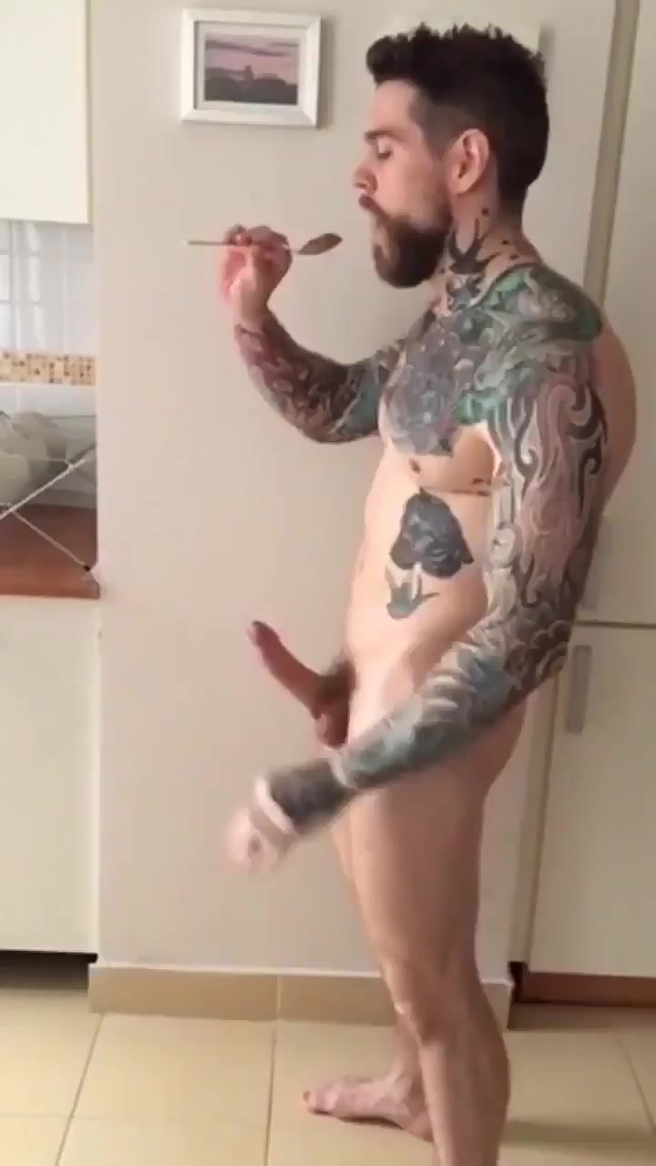 Cinnamon challenge boner - ThisVid.com на русском