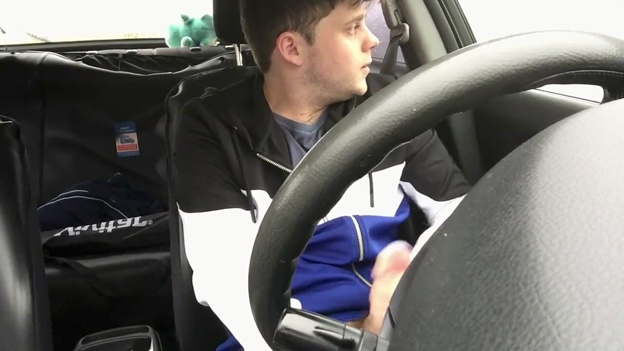 Car jerk - video 2 - ThisVid.com