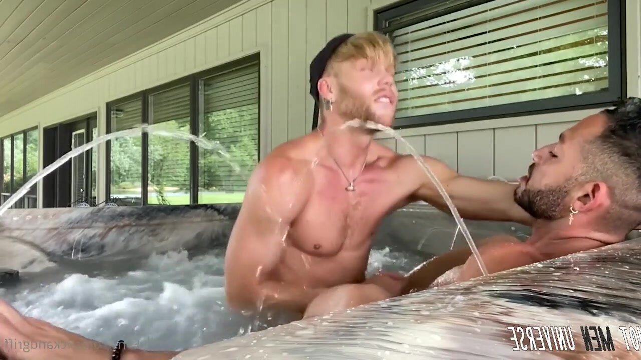 Two Muscled gay fuckin on backyard jacuzzi - ThisVid.com