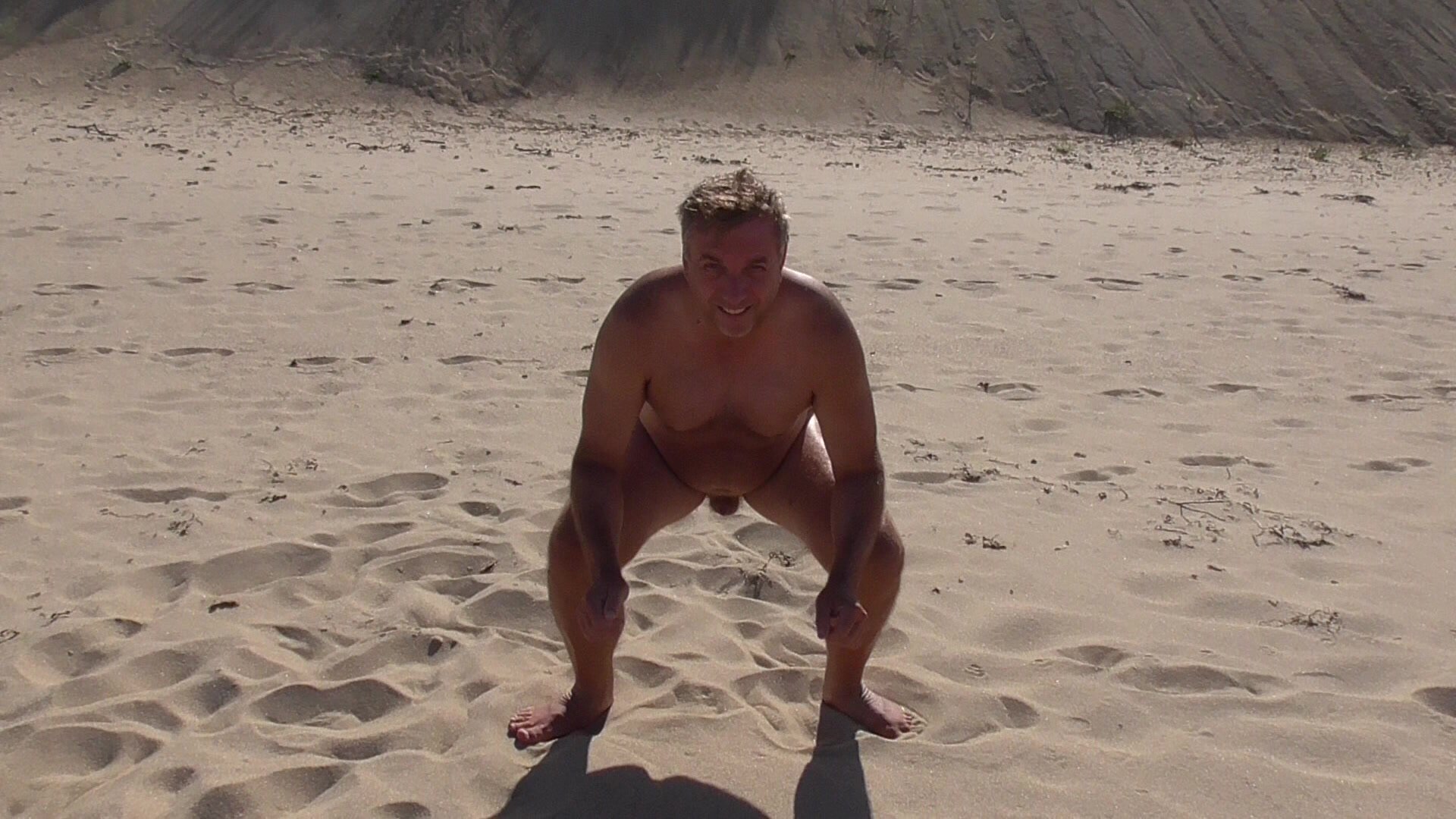 1920px x 1080px - Nude beach squat pee - ThisVid.com