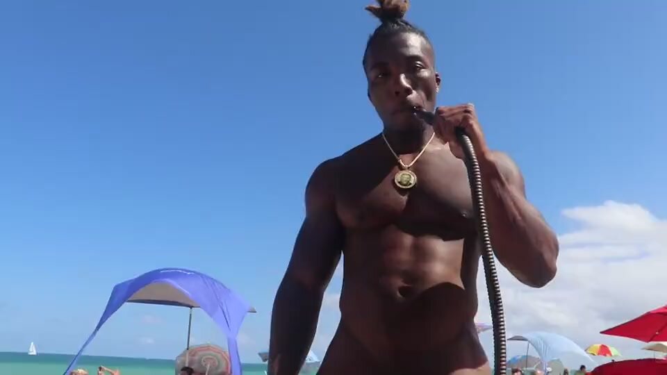 Castro Bbc Beach Porn - Free video, black guy smoking cachimba on beach - ThisVid.com