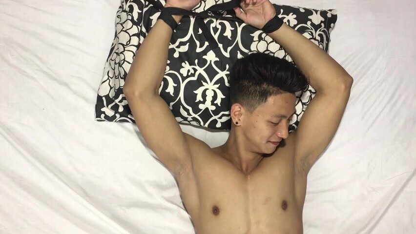 852px x 480px - Cute Pinoy muscular guy tied up and tickled - ThisVid.com