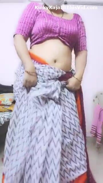 Hot Indian Housewife Nude - Hot Indian Bangali wife nude show for fans - ThisVid.com