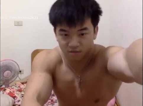 Strait Naked Asians - Straight Asian Bodybuilder Webcam Leaked 1 - ThisVid.com