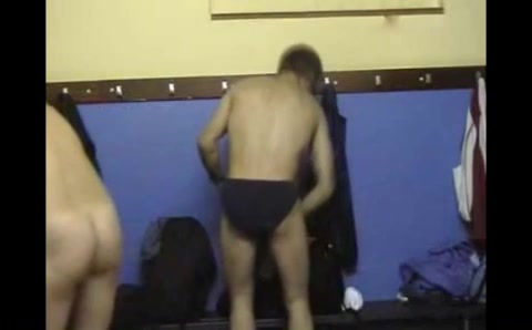 Locker room spy cam - video 2 - ThisVid.com