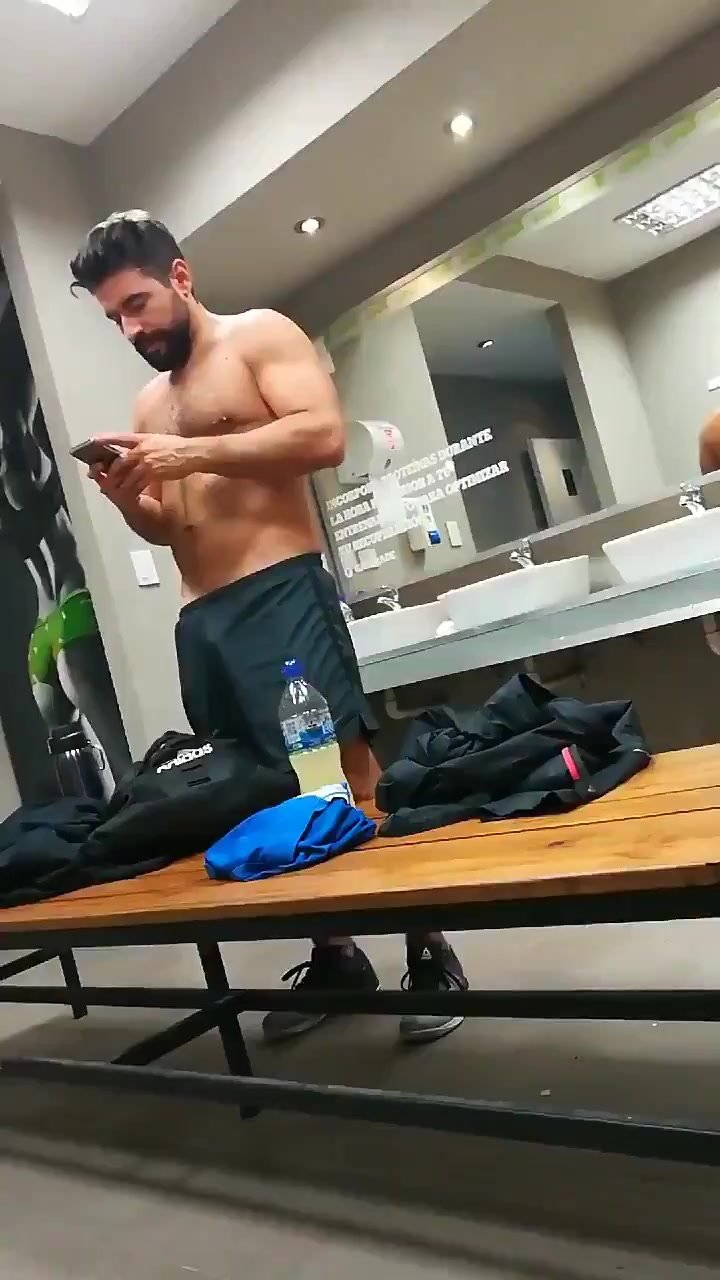 Lockerroom Spy - video 7 - ThisVid.com