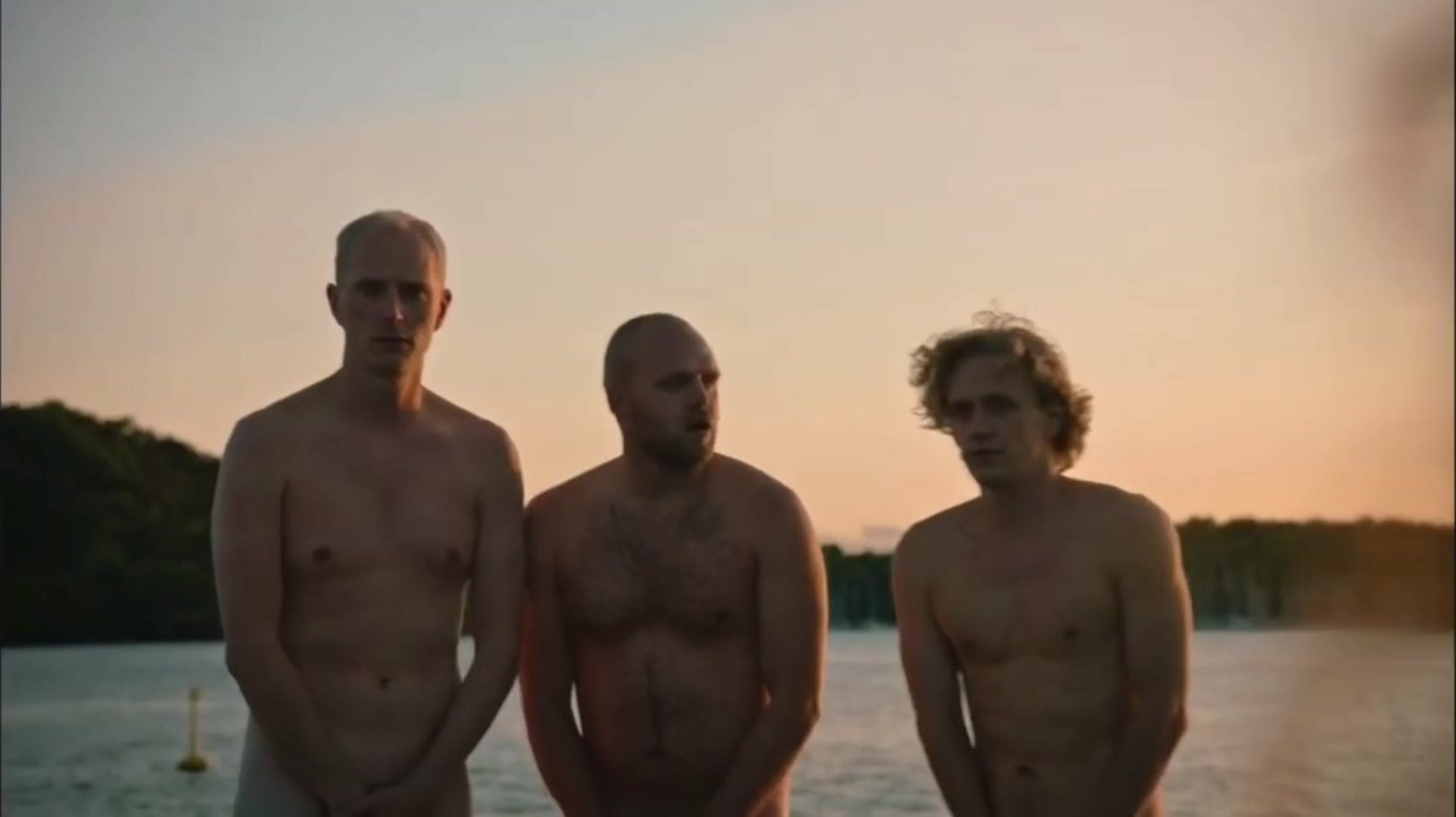 Guys Skinny Dipping Porn - Guys skinny dip - ThisVid.com
