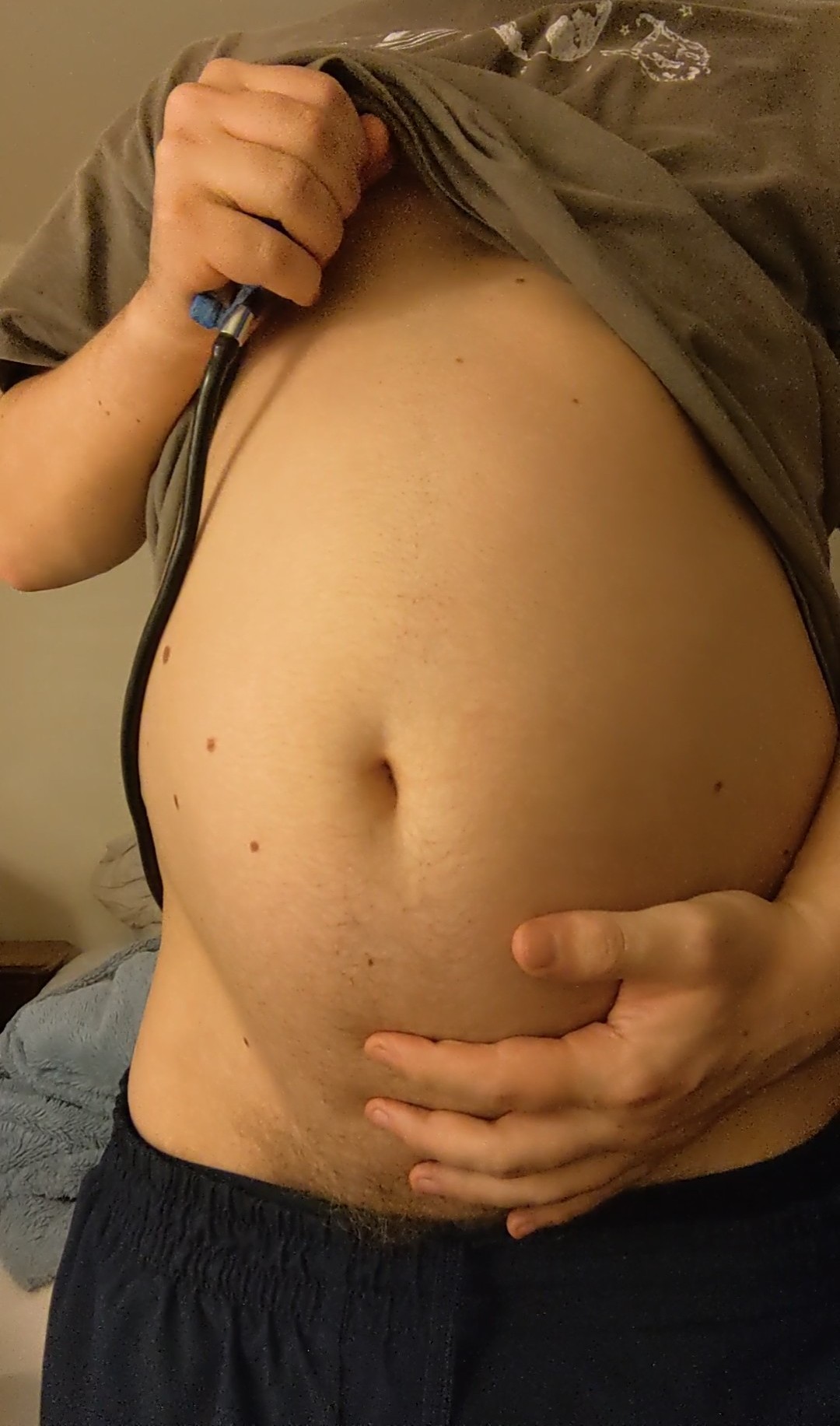 1080px x 1833px - Male inflation, too full to hold it all in - ThisVid.com