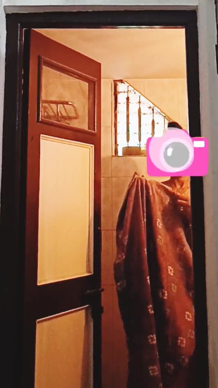 Indian mom bathroom spy by