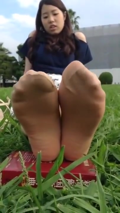 Asian Foot Smelling - Asian body color good smell feet - ThisVid.com