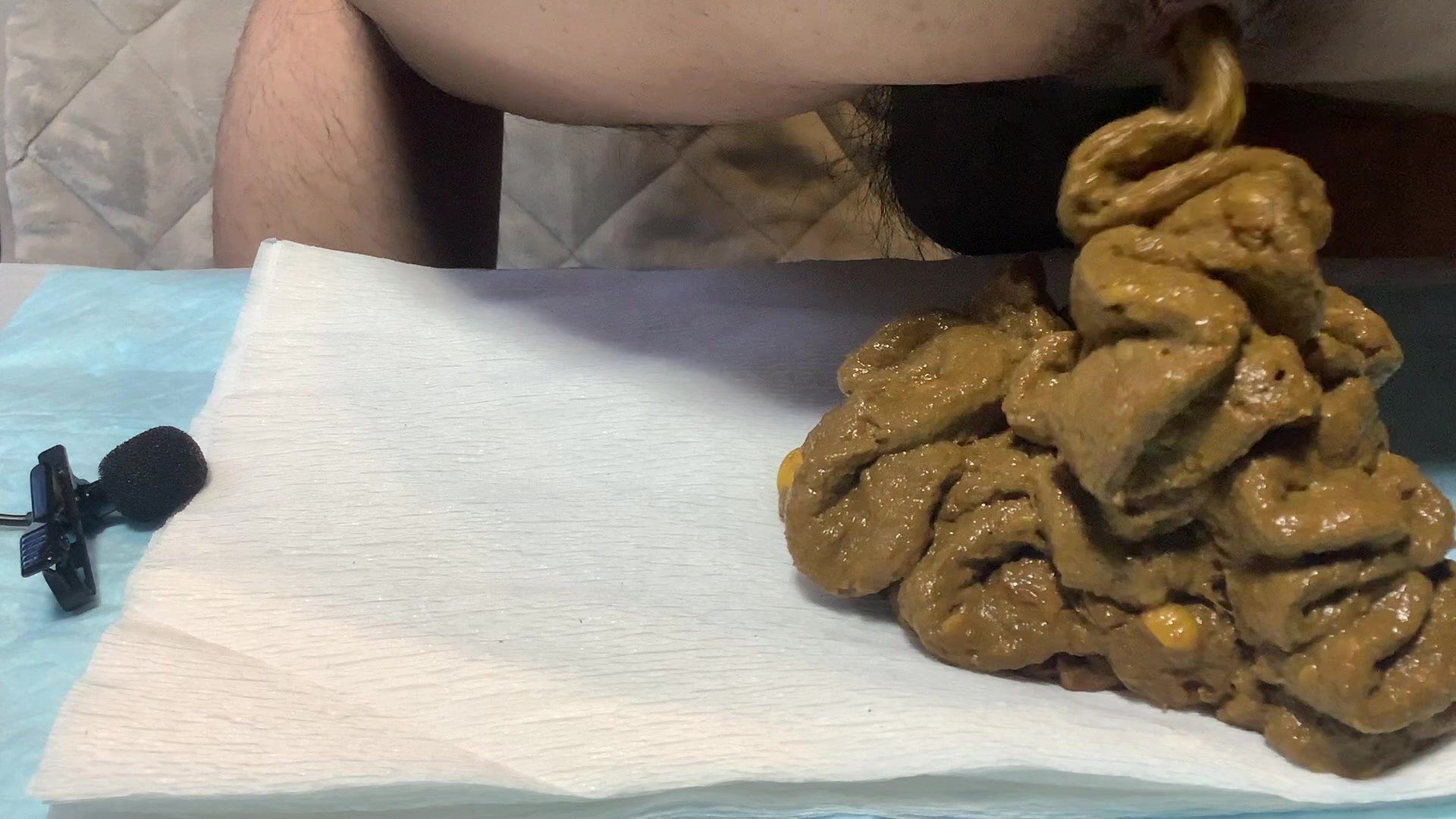 Poop after eating a lot of corn - ThisVid.com