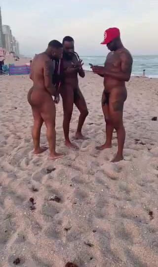 Nude Black Jocks - Black Guys on Nude Beach - ThisVid.com