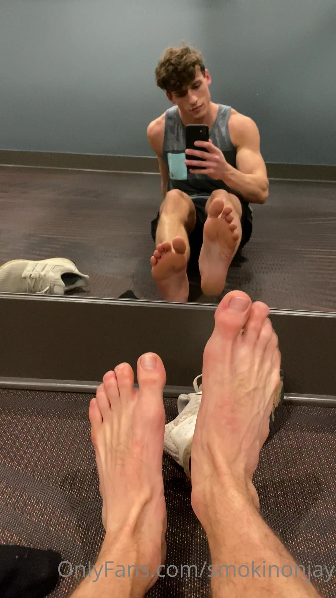 Male feet worship videos