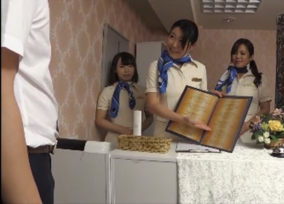 V-R-X-S 212 japan fart scat pee facesit spa part 5 - ThisVid.com