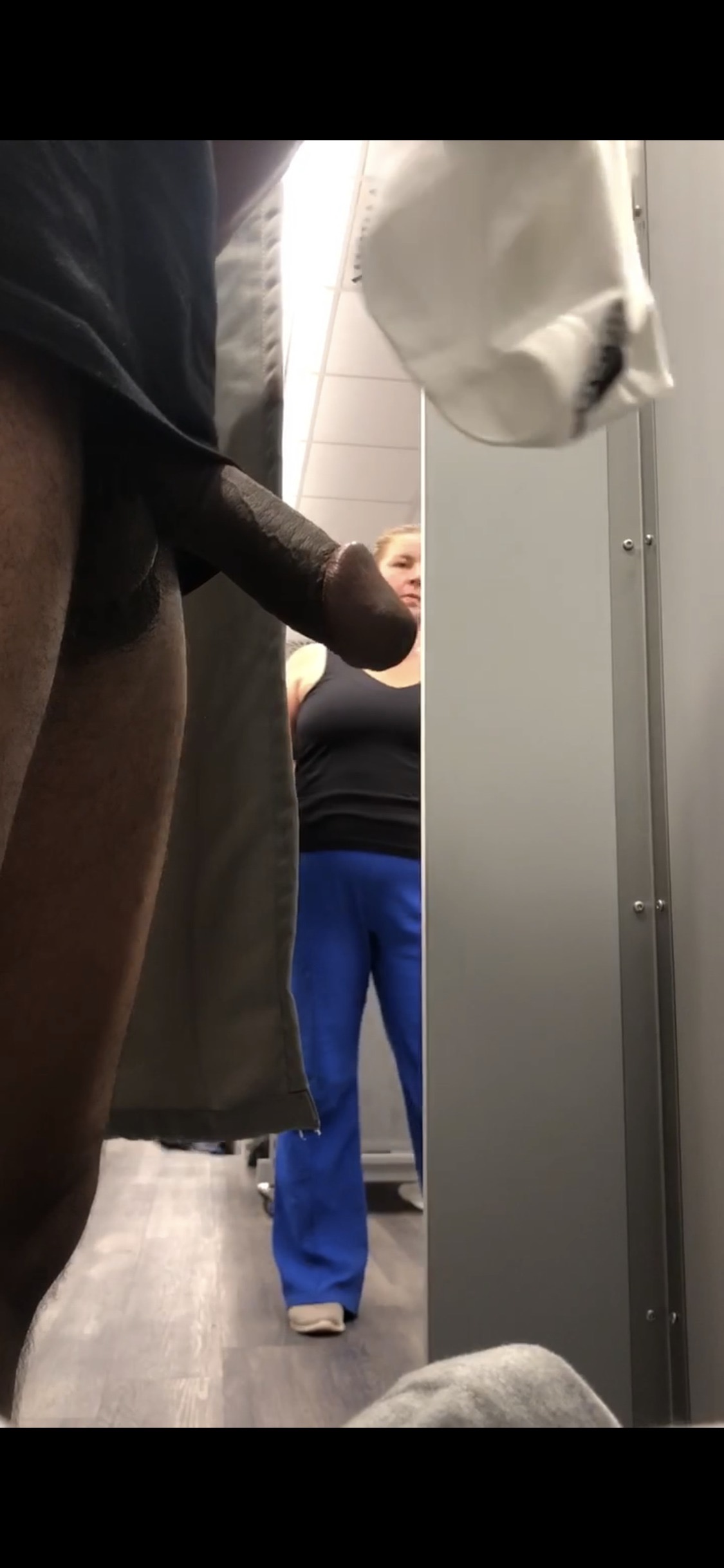 Dickflash fitting room