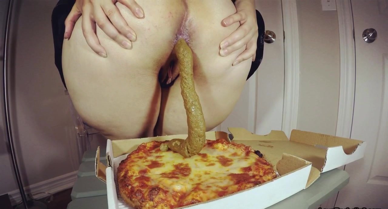 Pizza - Poop flavor pizza, a delight - ThisVid.com