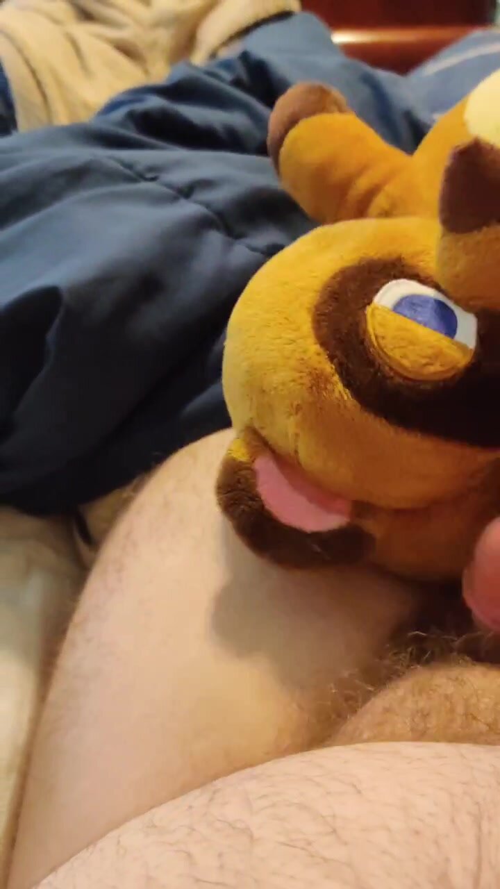 Tom Nook plush edging+ cum - ThisVid.com em inglês