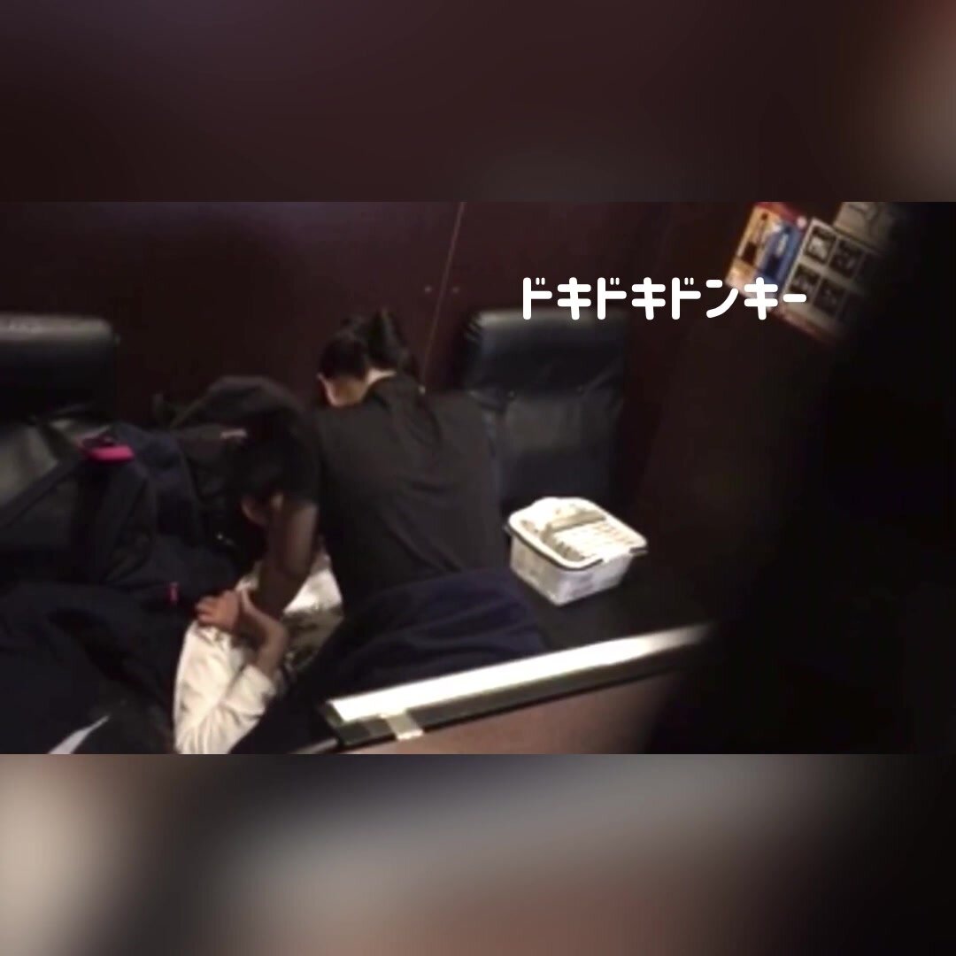 ネカフェSEX盗撮：高◎生カップルpart1 - ThisVid.com