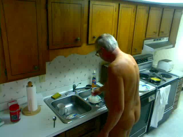 NUDE COOKING