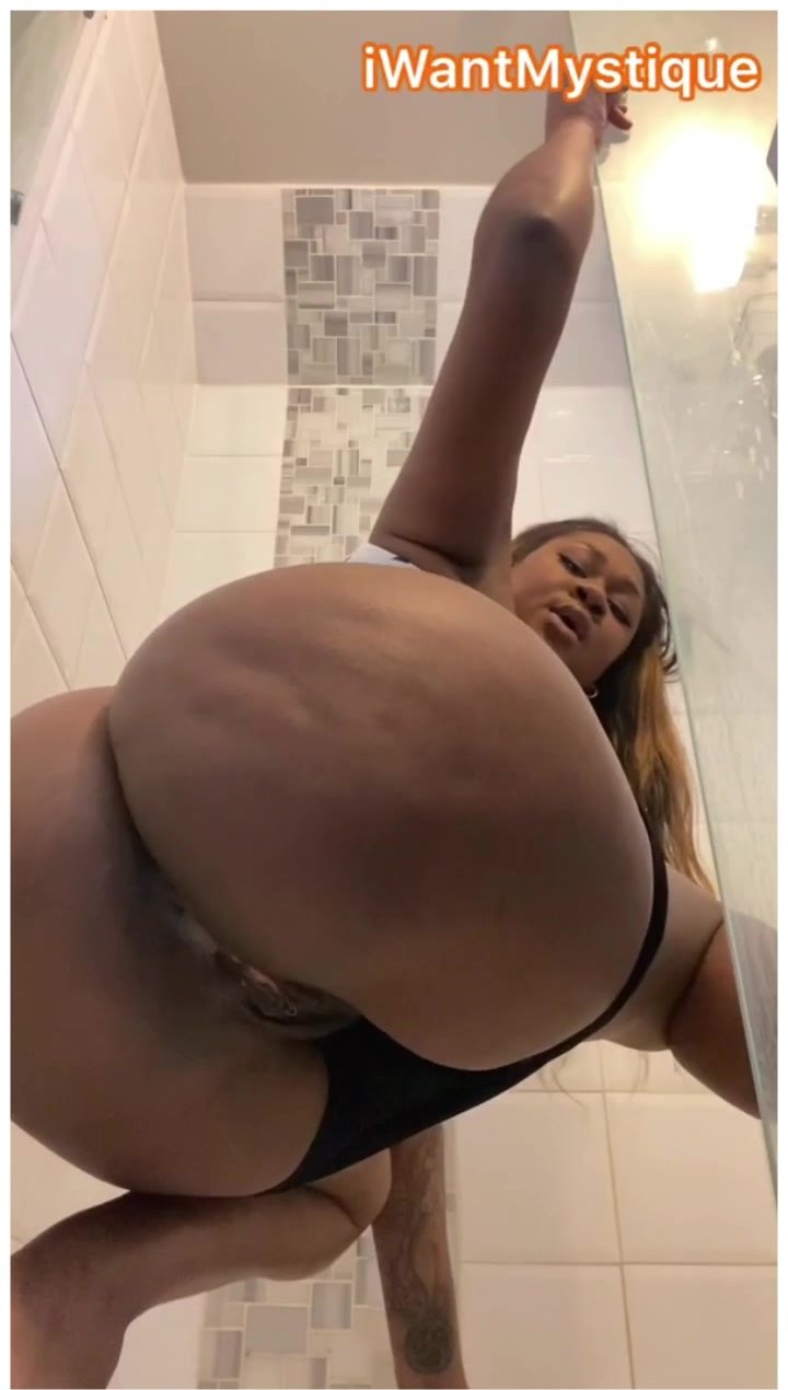 girl going potty amateur bitch black