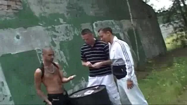 здесь Малышка целка жгут! :-D Даа… Пока