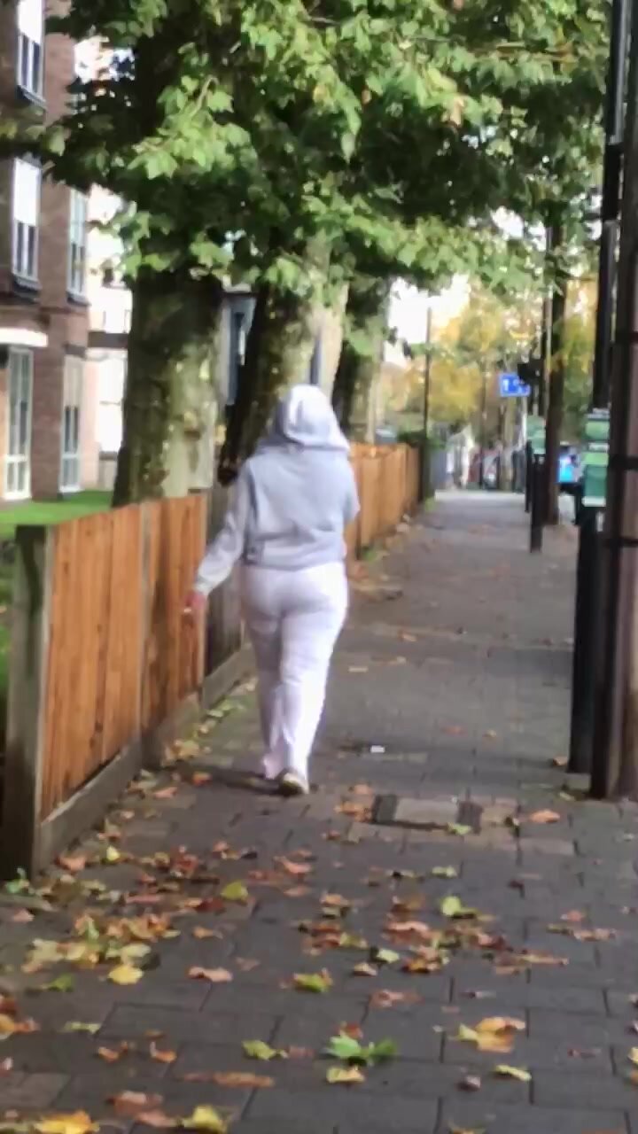 Sexy Bbw ass walking - ThisVid.com