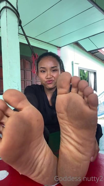 Dirty Filipina Feet - Thai girl dirty soles joi (goddess nutty) - ThisVid.com
