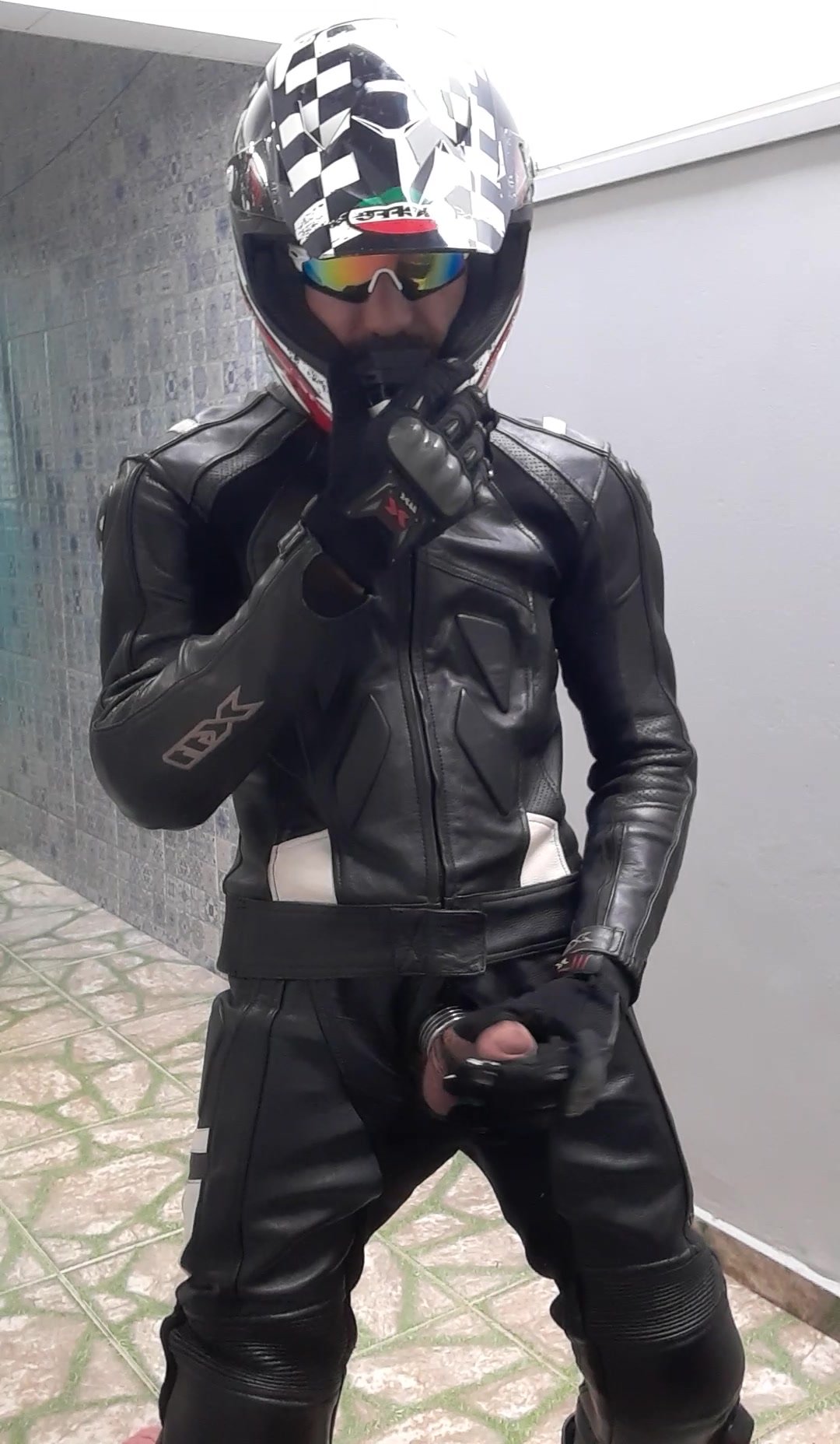 Biker Boy Porn - Biker boy with new gear X11,handjob - ThisVid.com