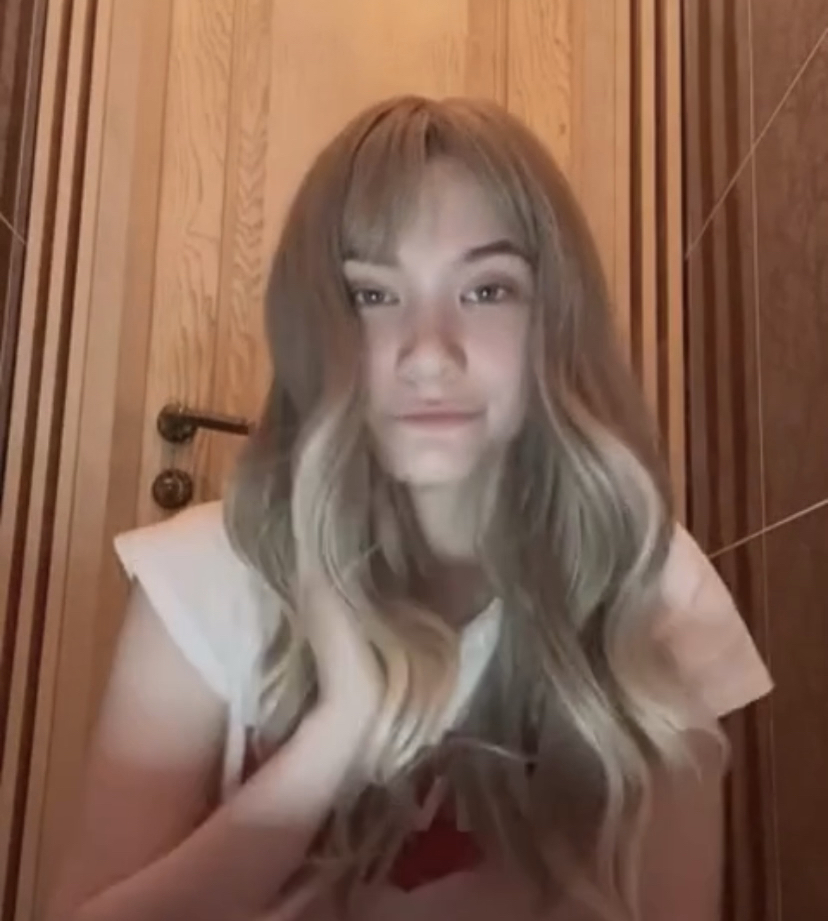 Sexy Russian Teen scat in toilet - ThisVid.com