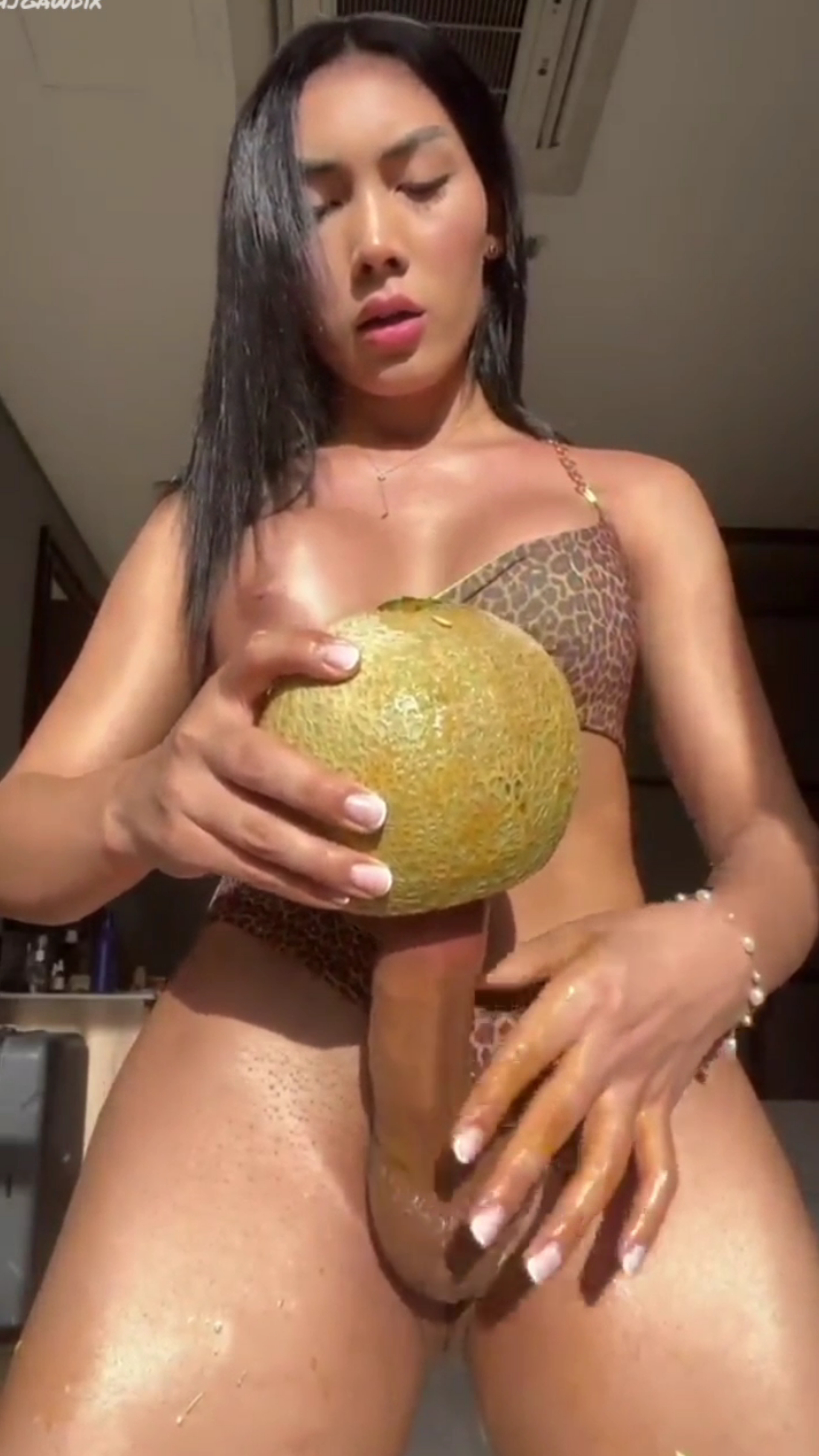 French Shemale Jerking - HOT ATTRACTIVE TS MODEL MASTURBATES WITH FRUITS - ThisVid.com